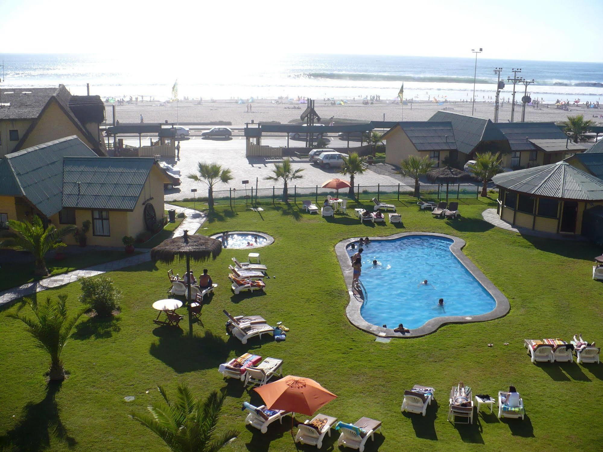 Hotel Y Cabanas Mar De Ensueno La Serena Exterior photo